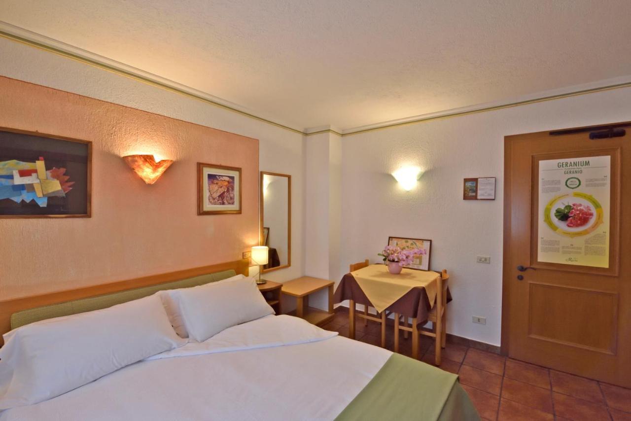 La Roche Hotel Appartments Aosta Luaran gambar