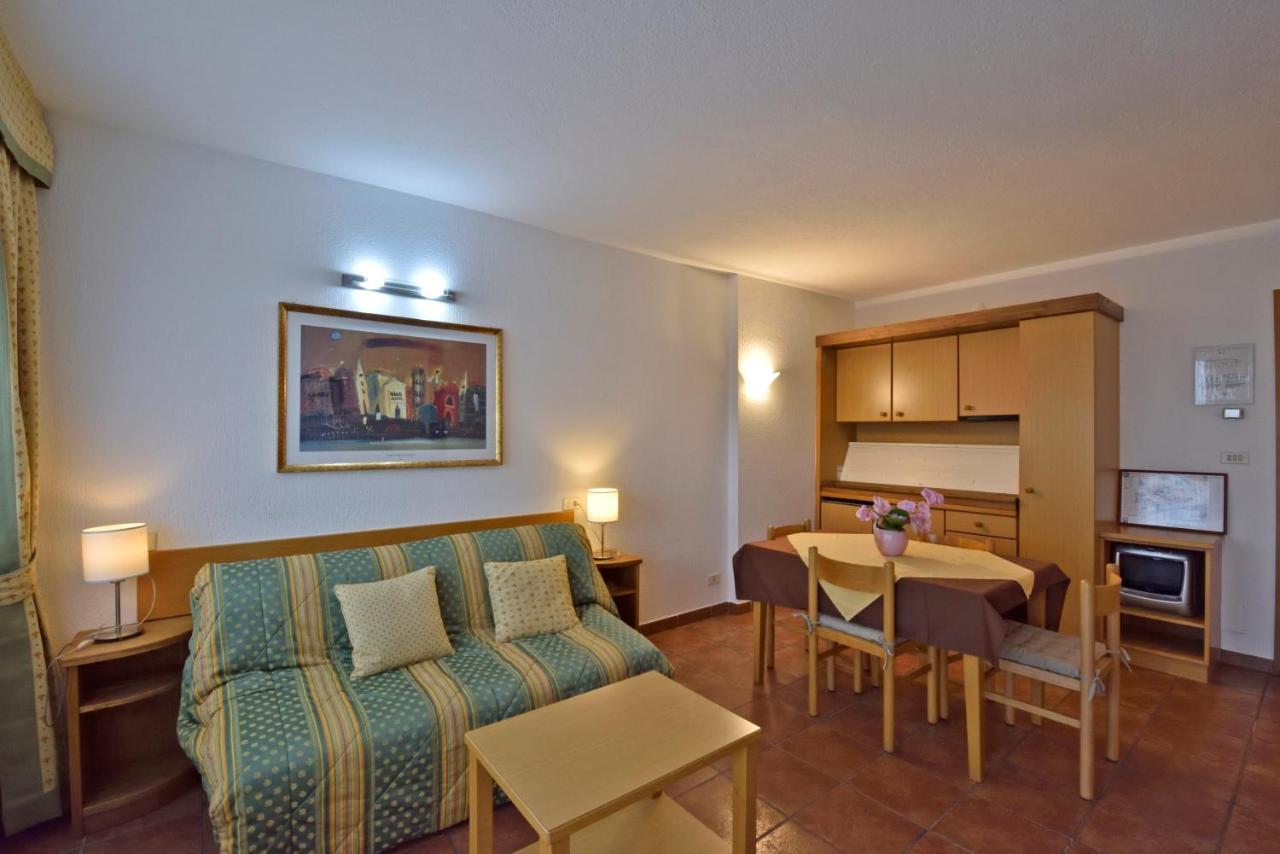 La Roche Hotel Appartments Aosta Luaran gambar