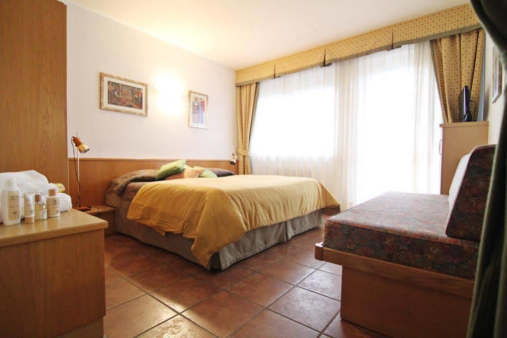 La Roche Hotel Appartments Aosta Luaran gambar